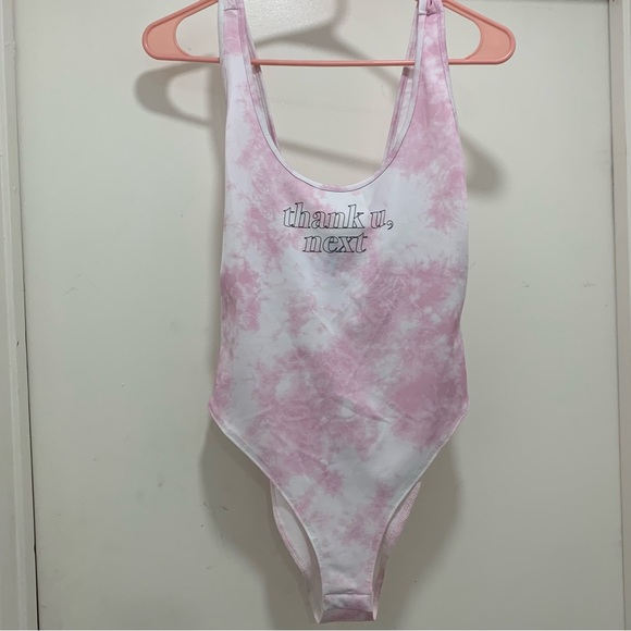 Ariana grande one piece bathing suite - Picture 1 of 3